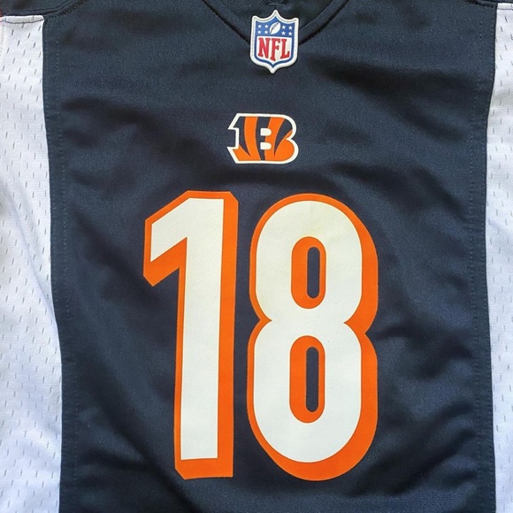 Nike NFL Cincinnati Bengals AJ Green No. 18 Women’s Jersey - Picture 6 of 11